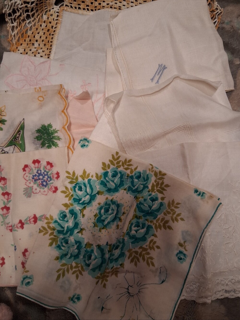 Vintage Floral Printed Handkerchiefs - Blue & Green Bouquet